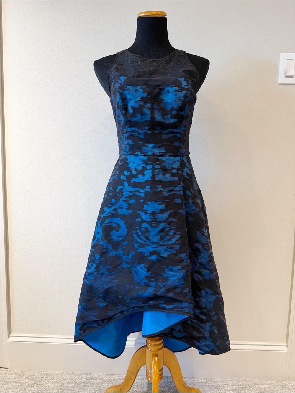 NWT Milly Martina Ornamentale Fil Coupe Dress
